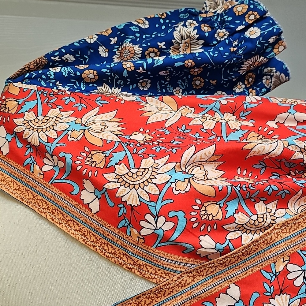 SHEIN Red and Blue Floral Dress - Picture 3 of 8
